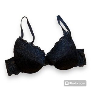 LA VIE EN ROSE 38C black lace bra